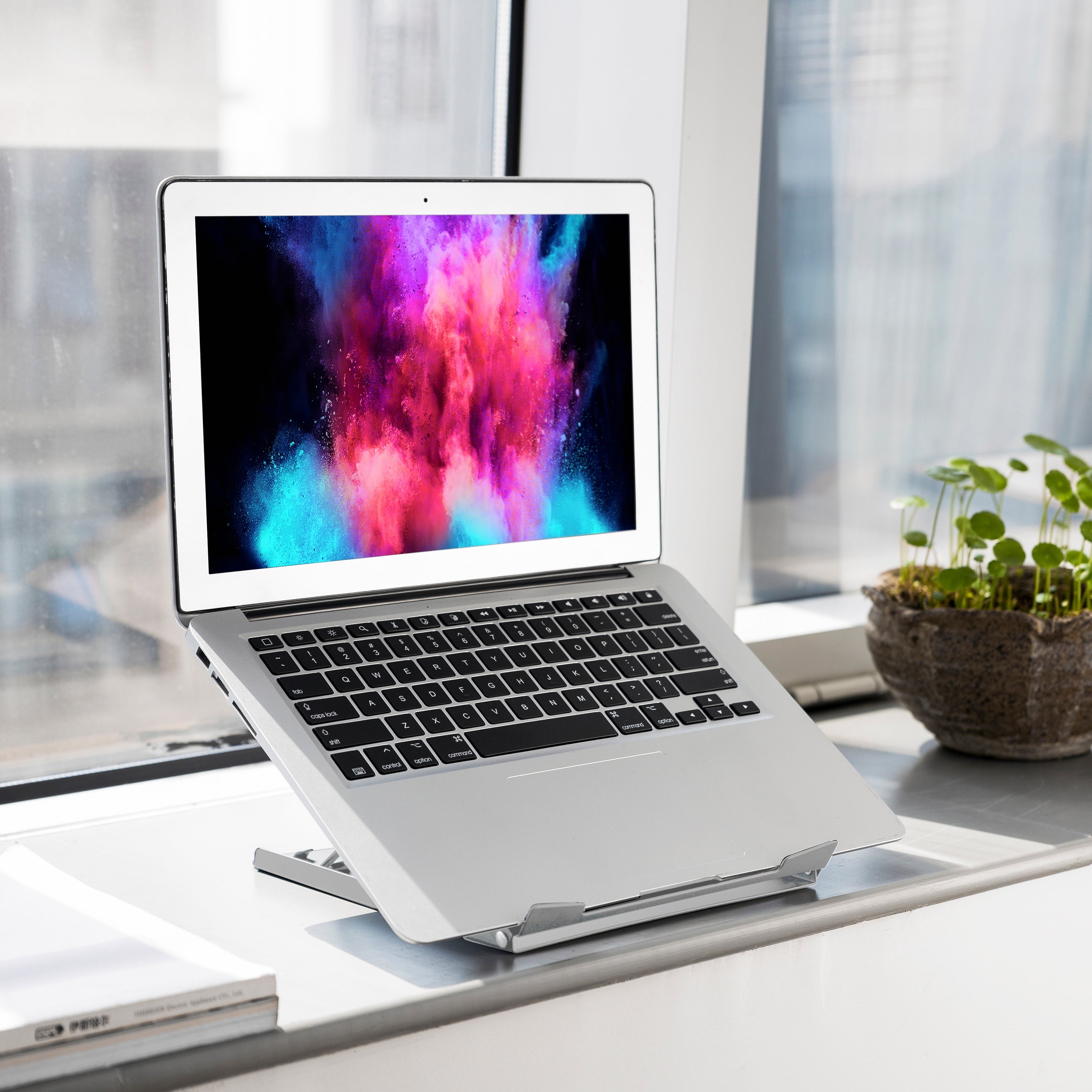 ProperAV Steel Construction Laptop or Tablet Stand with 5 Adjustable Settings - TOYFACTORY