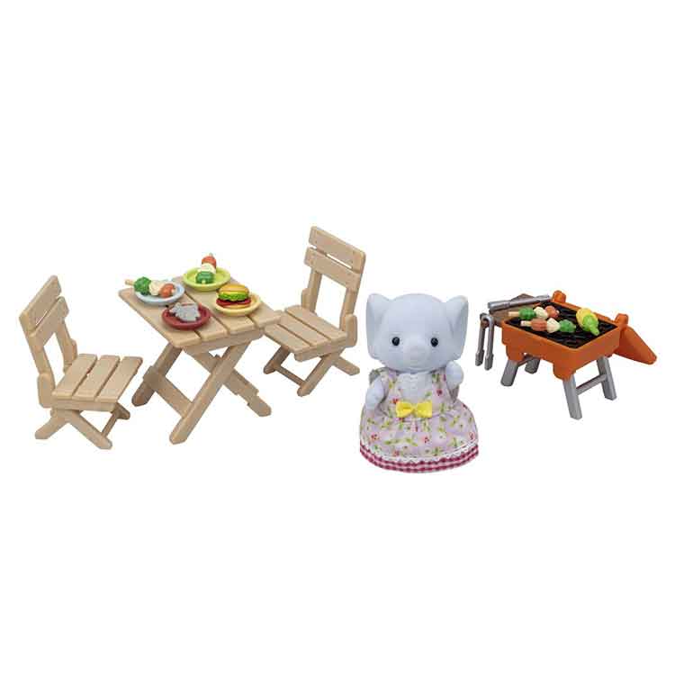 Sylvanian Families BBQ Picnic Set - Elephant Girl