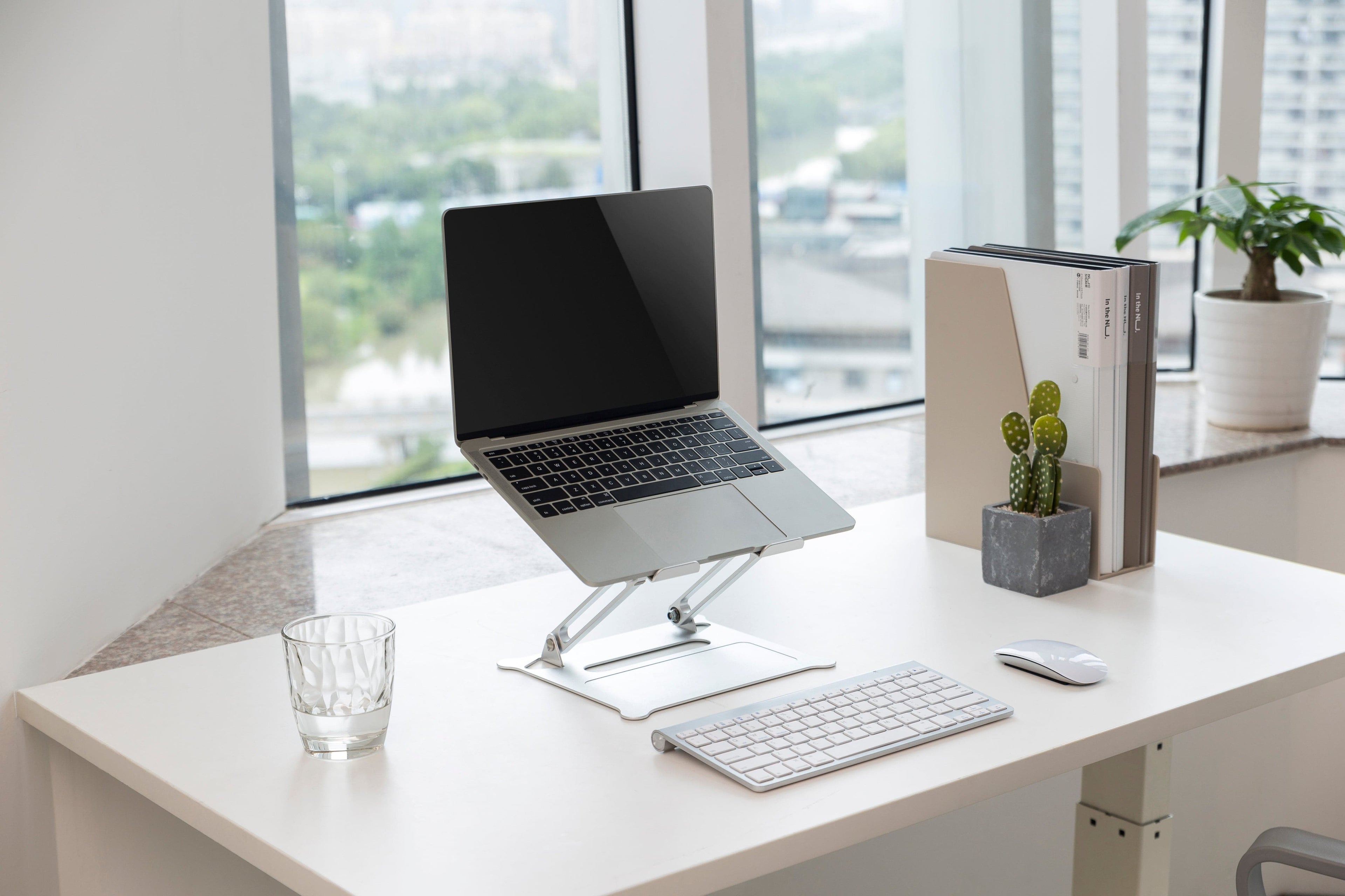 ProperAV Aluminium Construction Fully Adjustable Laptop or Tablet Stand - Silver - TOYFACTORY