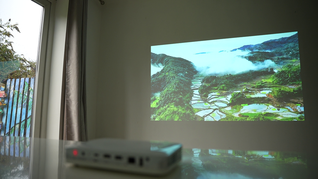 Pico Genie M550 Plus 4.0 1080p Smart Projector (650 lms Full HD Ultra Portable) - TOYFACTORY